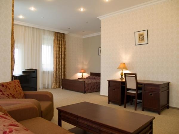 Marco Polo Hotel Ulʼyanovka Εξωτερικό φωτογραφία